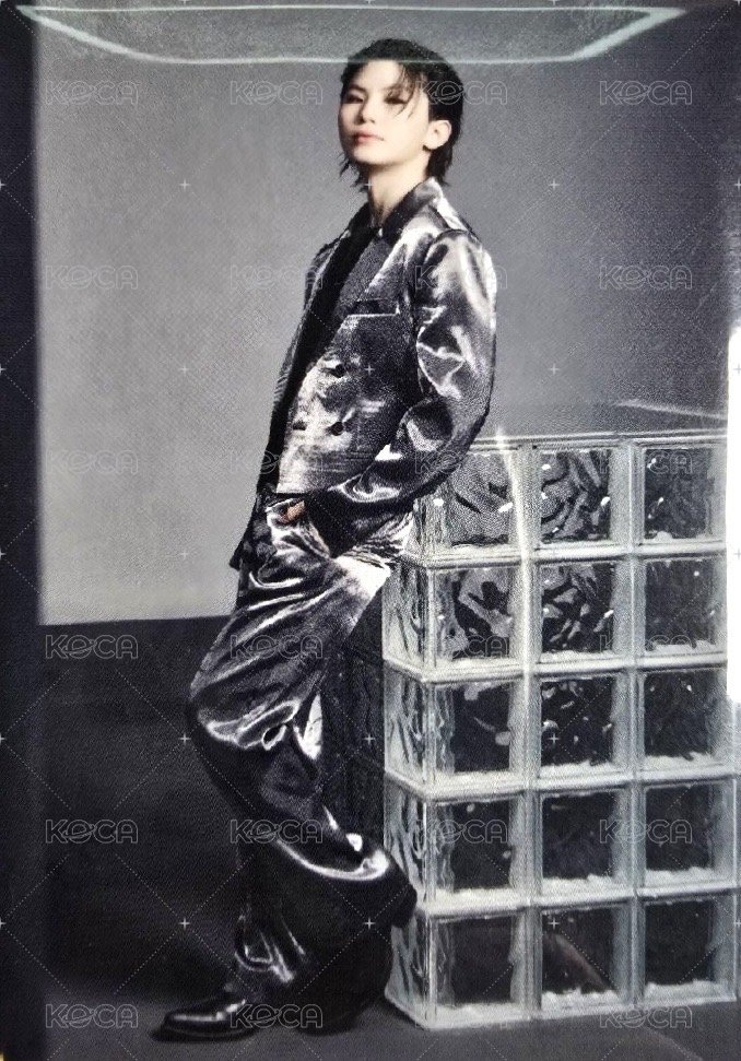 RIGHT HERE 隨機卡  正面