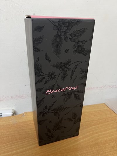 blackpink星巴克聯名黑色榴槤杯