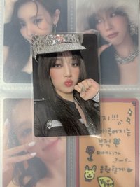 握拳專卡妮