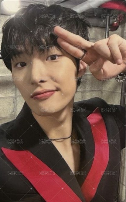 Not Okay 專輯卡 通常盤 正面