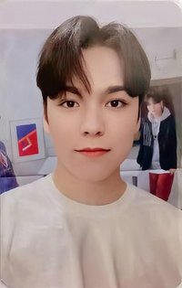 特二 yzy 簽售卡 