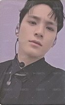 精選專 yzy B 簽售卡  正面