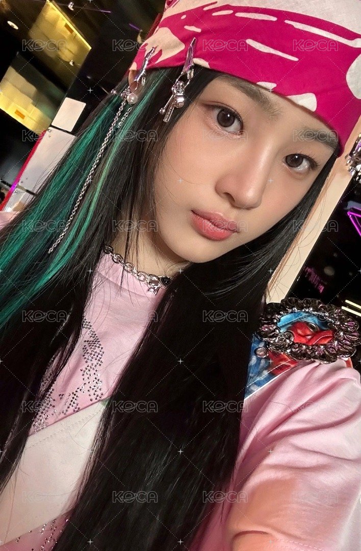 Get Up 專輯卡 WVS A ver. 正面