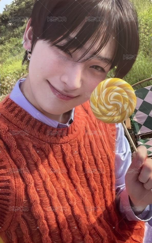 迷五 專輯卡 ENGENE ver. 棒棒糖禹 正面