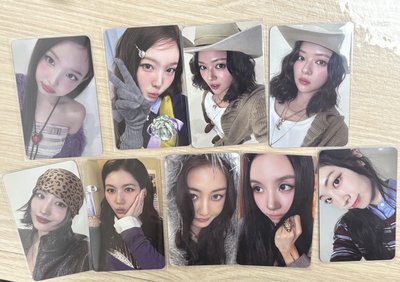 TWICE 十週年特別專 專卡