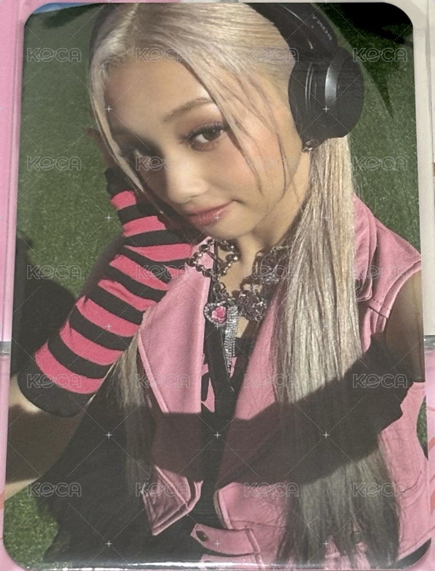 CURIOUS 專輯卡  正面