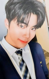 SKOOLOOKS 代言卡 1.0