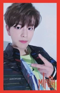 Clé 1 : MIROH 專輯卡 紅 ver.