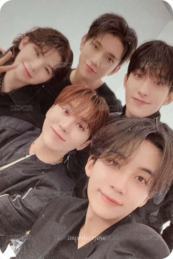 FOLLOW AGAIN 隨機卡 日巡卡包卡 正面