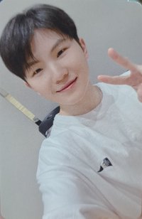 正四 yzy E 簽售卡 