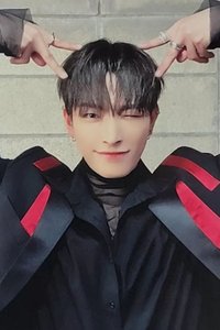 Not Okay 專輯卡 Member Solo盤