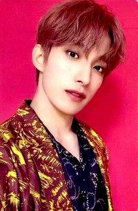 NOT ALONE 專輯卡 A ver.