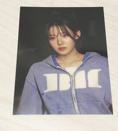 一週年寫真卡含明信片 RORA