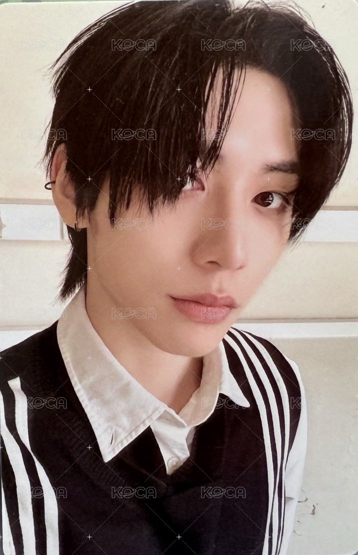 HOW? 專輯卡 Earth ver.A 正面