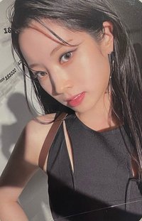 BETWEEN 1&2 專輯卡 