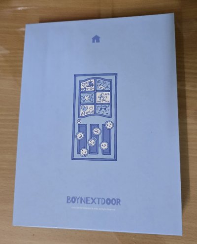 2024FM飯咪 四格卡冊