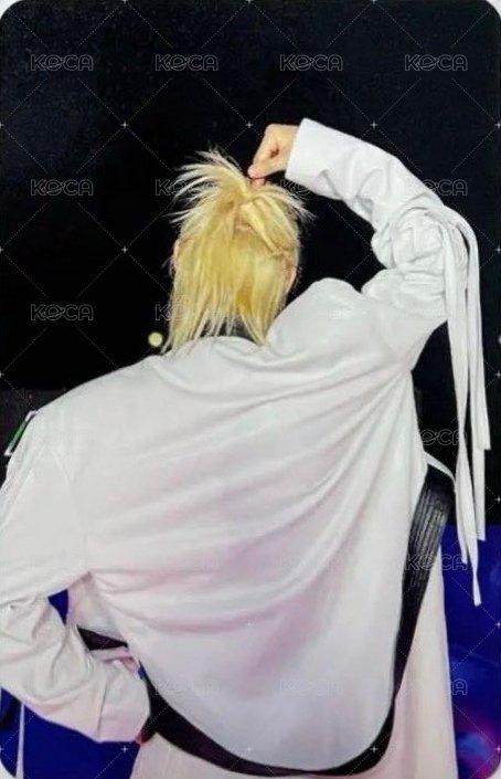 KARMA 專輯卡 Ceremony ver. 背面