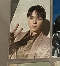 right here 隨機卡四張