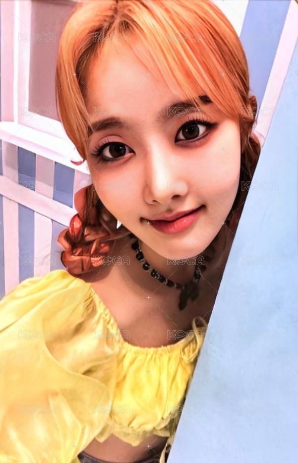 Bubble 專輯卡 Stayc 蒔恩  專卡 正面