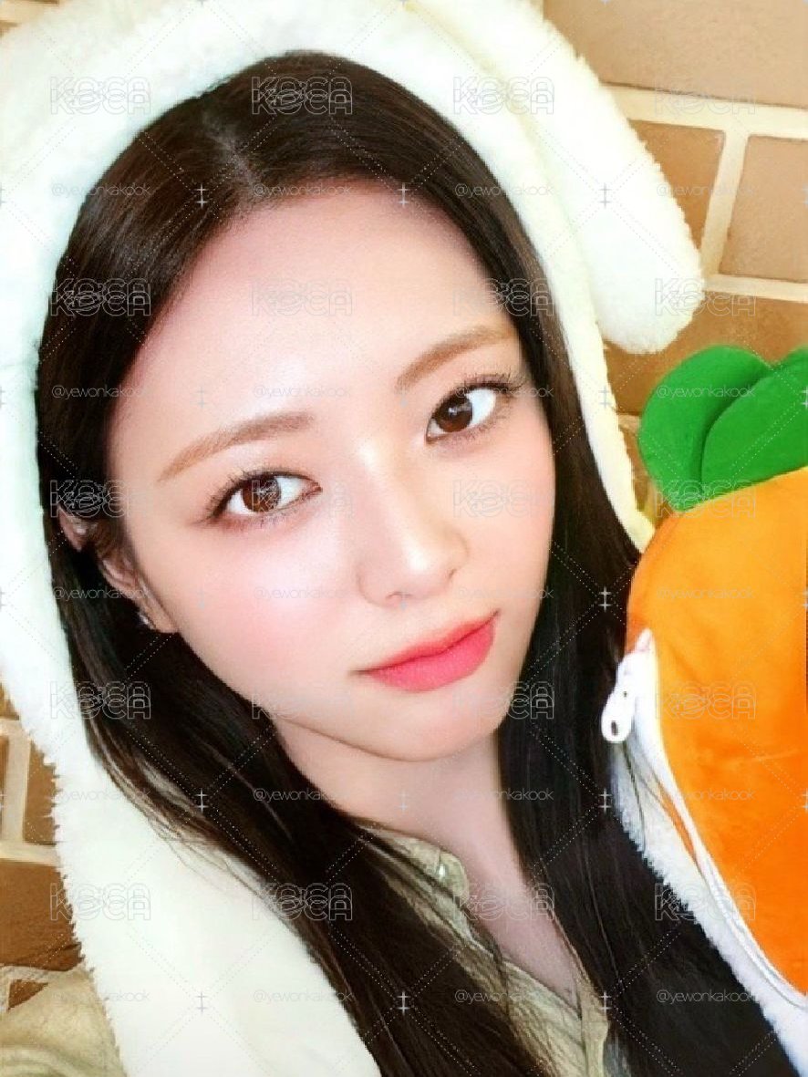申有娜Yuna兔兔吃胡蘿蔔