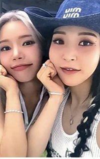 TWO RABBITS mini ver. 專輯卡 