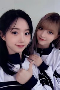 STICK OUT yzy 2.0 簽售卡 開學能量莉嫄雙人