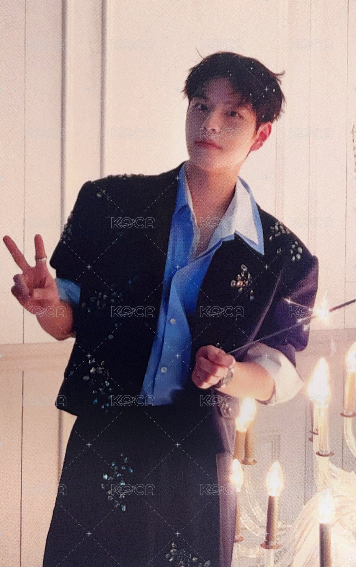 Hollow 專輯卡 初回生產限定盤B 正面