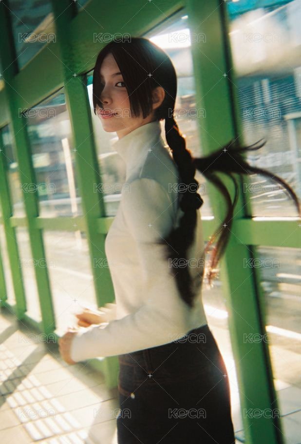 SUPER REAL ME 阿拉丁 預售 特典卡  正面