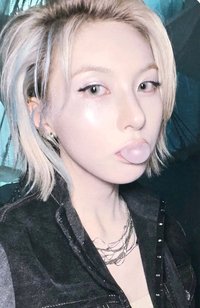 FORWARD sw 線下 2.0 簽售卡 泡泡糖