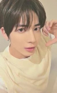 正四 yzy 1.0 簽售卡 