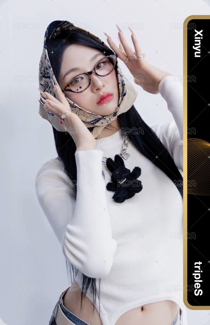 VV 專輯卡 tripleS VV 心語 OMA 334A 正面