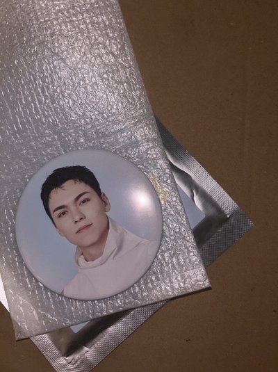 Vernon 新巡new徽章