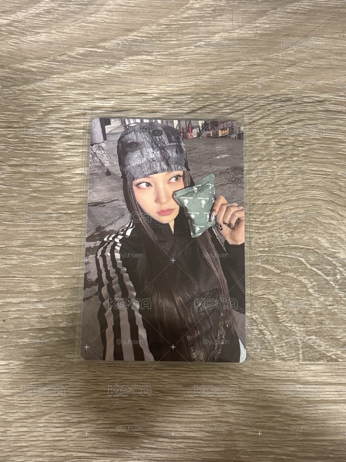 專輯卡書