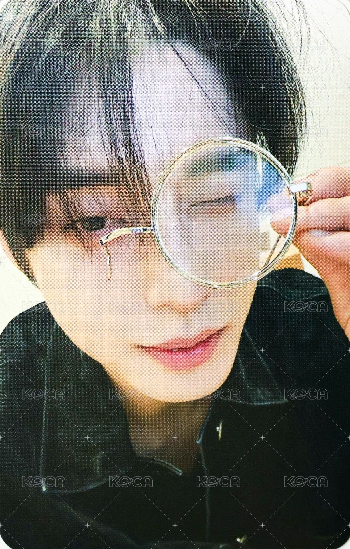 正規一 wm 特典卡 單片眼鏡 ver. 正面