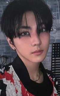 正二後續 yzy 5.0 簽售卡 