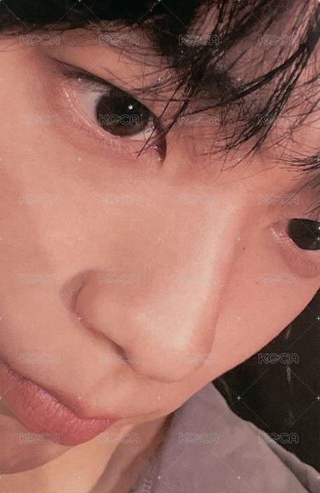 正四 專輯卡 迷你書吊飾 Etched ver. 正面