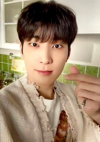 23‘HOME 周邊卡 23’HOME衛衣卡