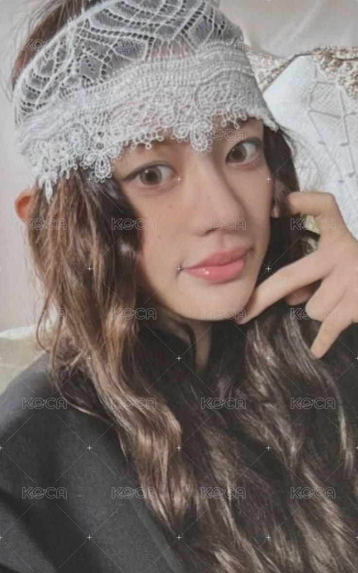 bomb 專輯卡 star bomb A ver. 正面