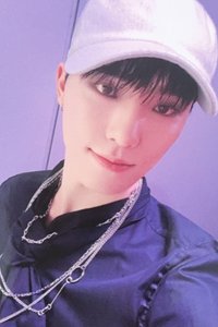 精選專 yzy Ver C 簽售卡 