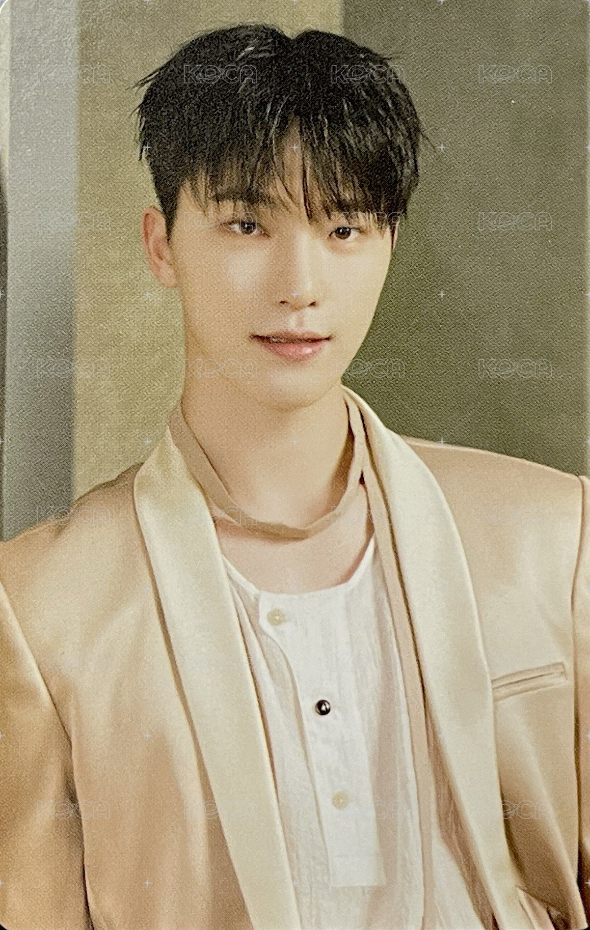 RIGHT HERE 隨機卡 ｜卡包 正面