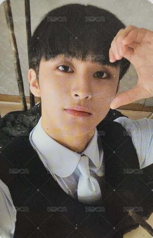 DREAM( )SCAPE 專輯卡 ICANTFEELANYTHINGver 正面