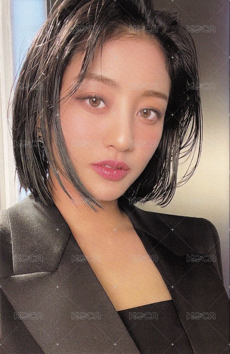 READY TO BE 專輯卡  正面