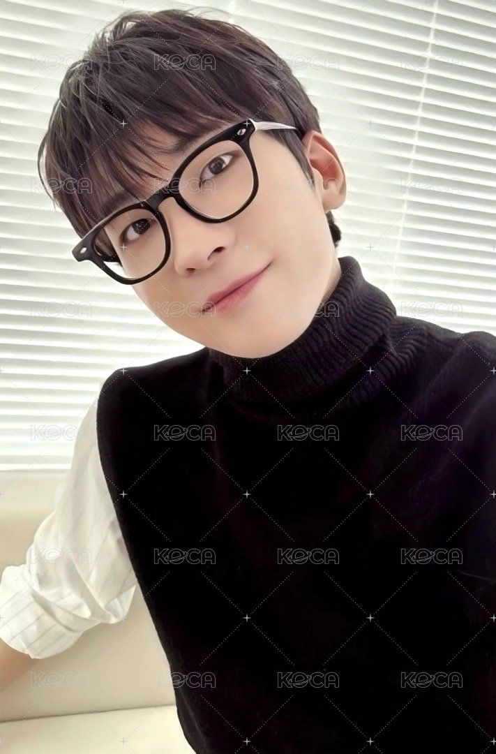 24’年曆 年曆卡 24‘ 正面