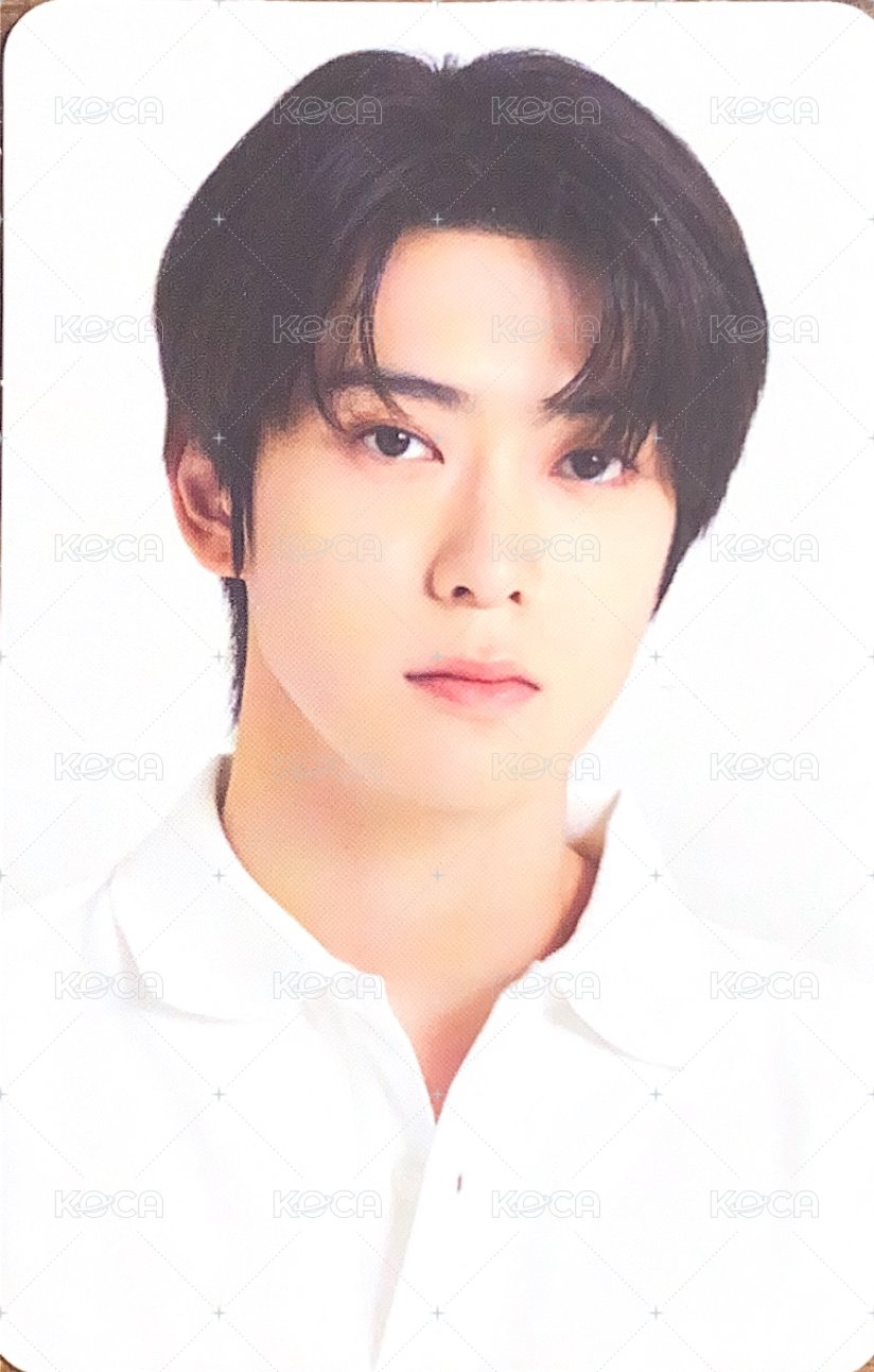 2022 年曆 sm 特典卡  正面