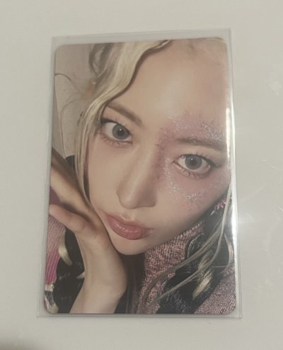 LE SSERAFIM CRAZY 4th MINI 電子專 BALACLAVA 專卡 