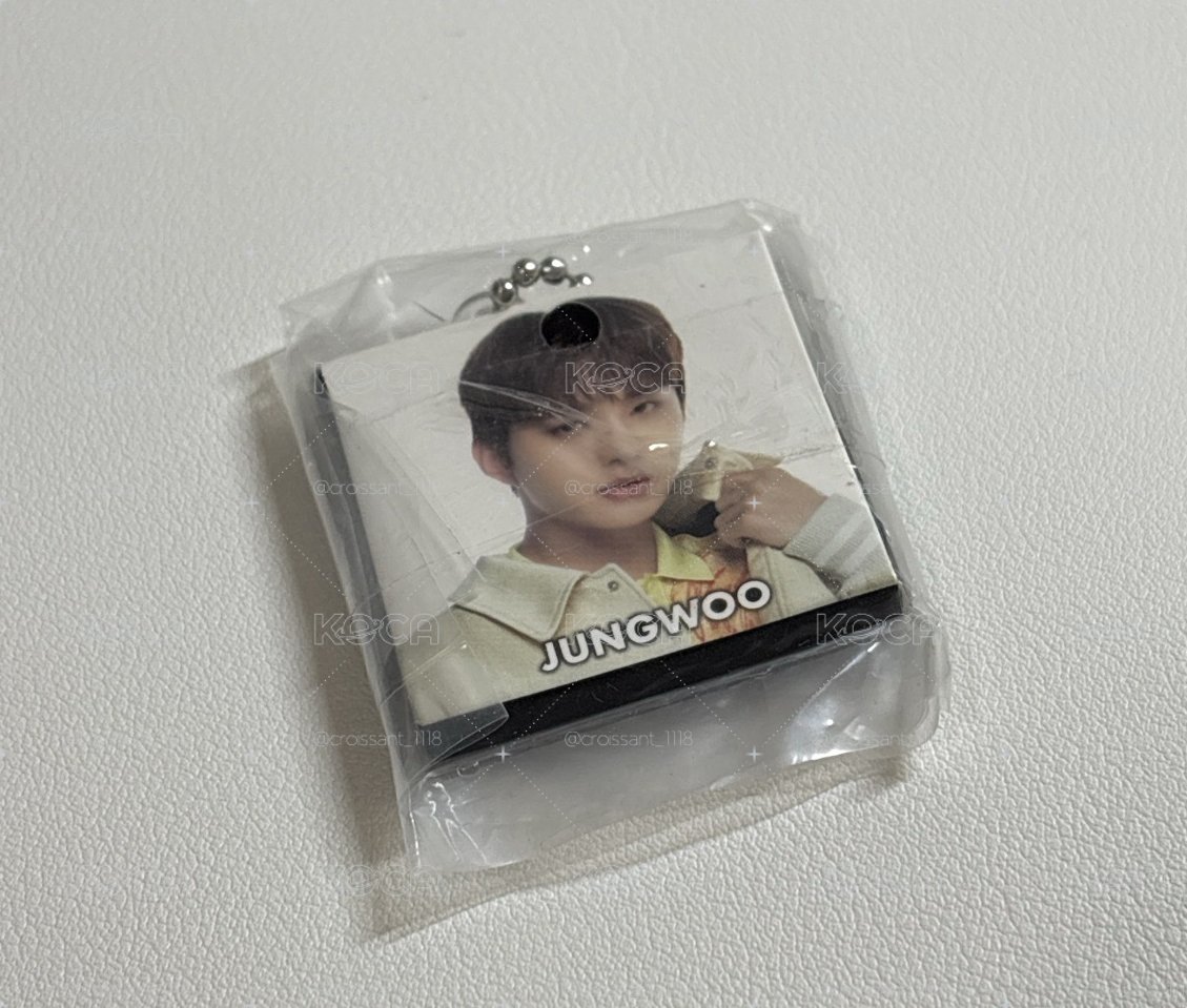 Jungwoo CD扭蛋