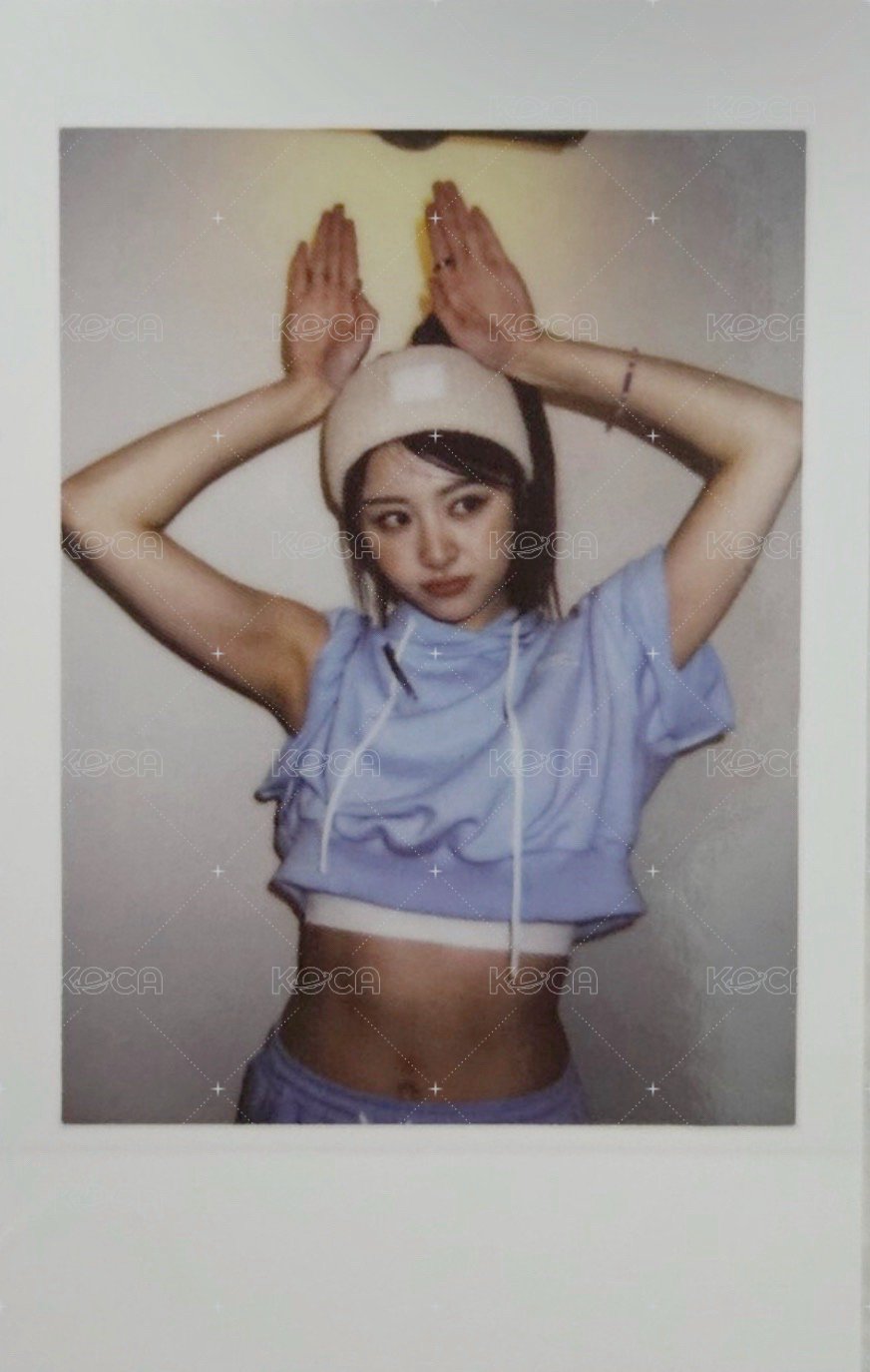 UNFORGIVEN 周邊卡 鐵盒拍立得 正面