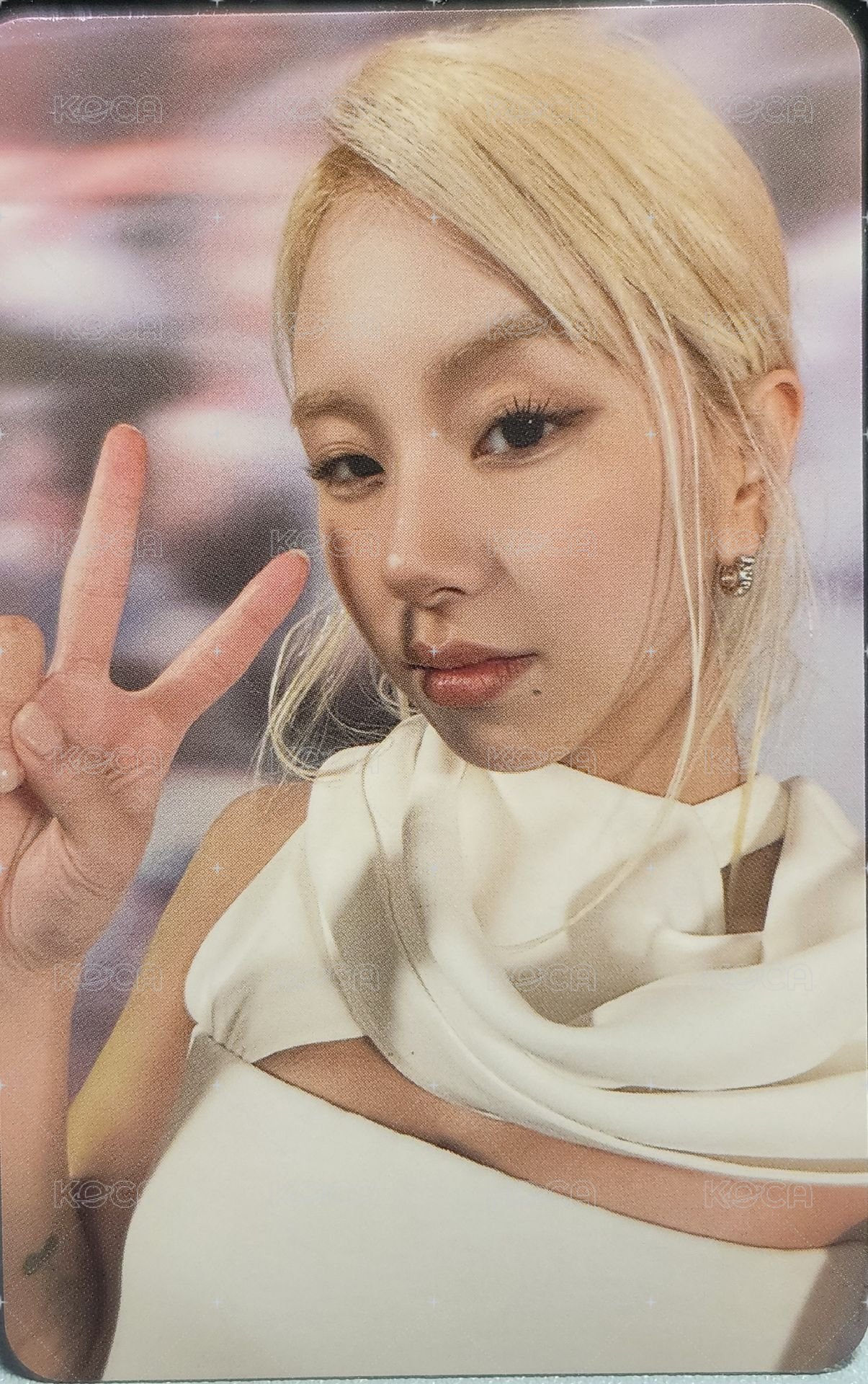 READY TO BE 專輯卡  正面