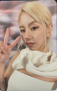 READY TO BE 專輯卡 