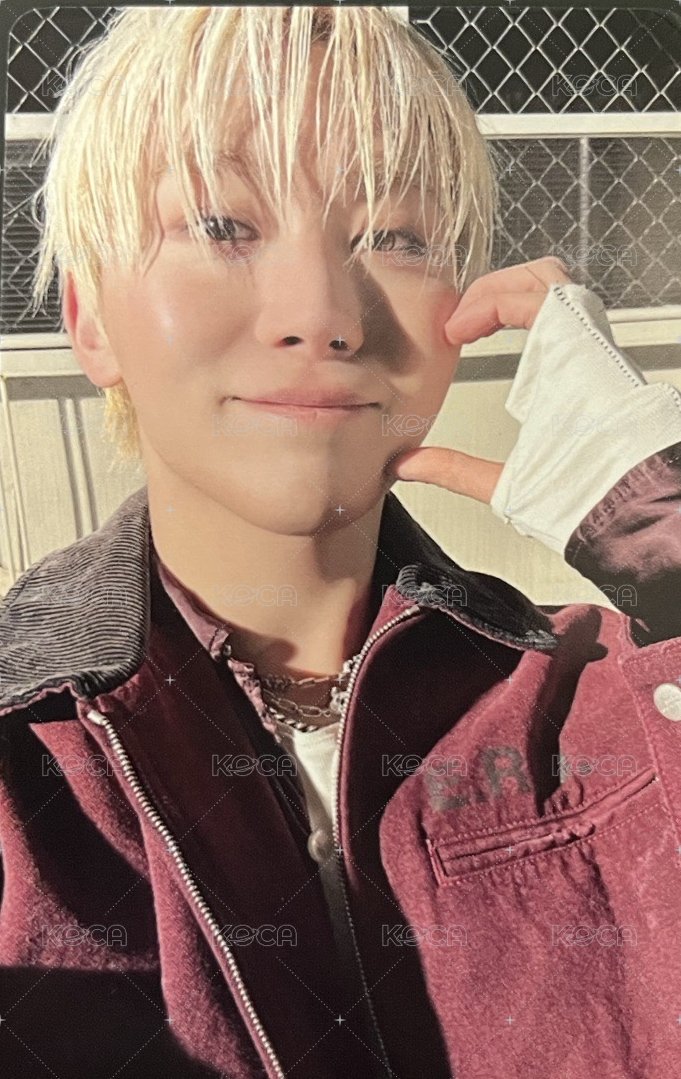 正五 yzy A 簽售卡  正面